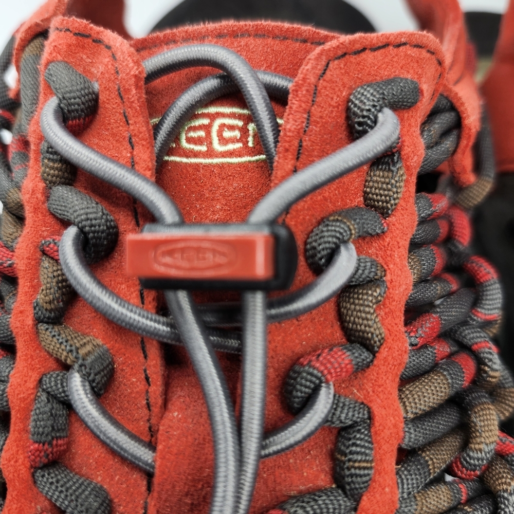 Keen Uneek Red & Grey Two-Cord Bungee Lace Open-Air Sandals - Picture 7 of 12